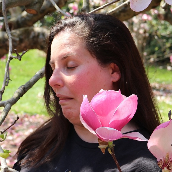 Meet your Posher, Carly - Picture 1 of 1